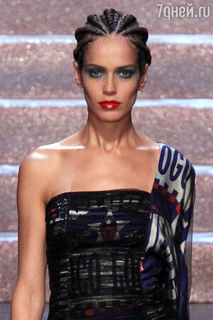 Показ Jean Paul Gaultier Показ Jean Paul Gaultier