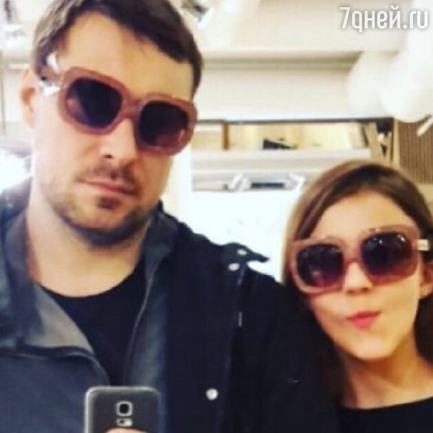Евгений Цыганов с дочкой Полиной Евгений Цыганов с дочкой Полиной
