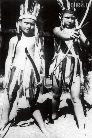 Алексей Баталов в детстве (слева). 1930-е гг. Алексей Баталов в детстве (слева). 1930-е гг.