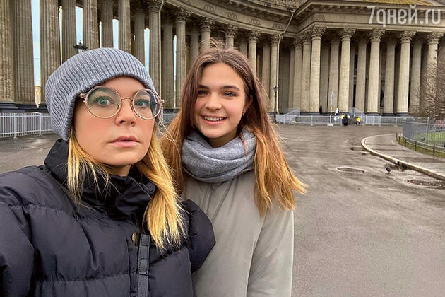 Ирина Пегова с дочерью Татьяной Ирина Пегова с дочерью Татьяной