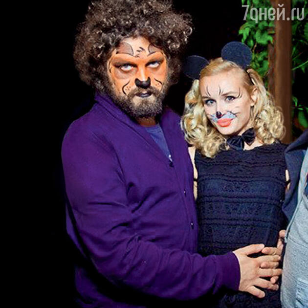 Борис Ионов и Полина Гагарина всегда выделяются из толпы (фото с интернет-страницы певицы) Борис Ионов и Полина Гагарина всегда выделяются из толпы (фото с интернет-страницы певицы)