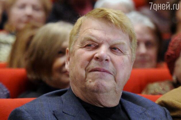Михаил Кокшенов Михаил Кокшенов