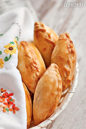 Пирожки с картофелем, фетой и розмарином Пирожки с картофелем, фетой и розмарином