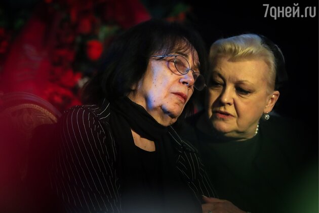 Гитана Леонтенко и Наталья Дрожжина Гитана Леонтенко и Наталья Дрожжина