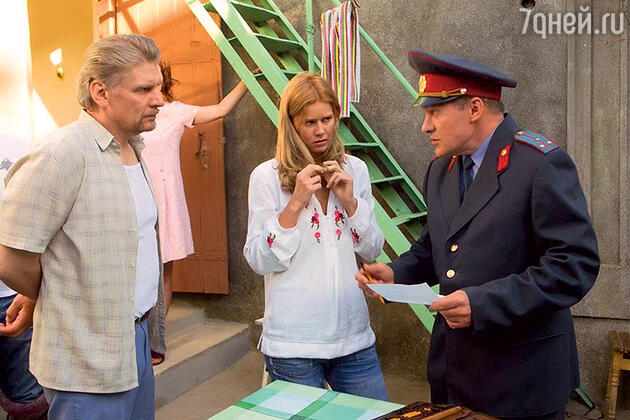 Екатерина Кузнецова с Сергеем Калантаем (слева) и Юрием Глухаревым Екатерина Кузнецова с Сергеем Калантаем (слева) и Юрием Глухаревым