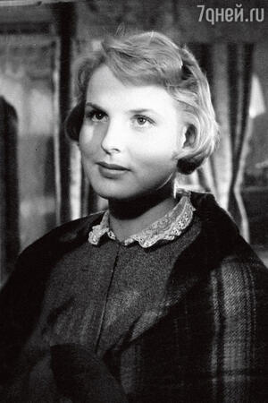Мать Илзе — актриса Маргарита Жигунова в фильме «Жестокость». 1959 г. Мать Илзе — актриса Маргарита Жигунова в фильме «Жестокость». 1959 г.