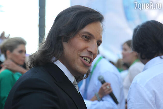 Резидент «Comedy Club» Александр Ревва Резидент «Comedy Club» Александр Ревва