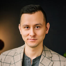 Максим Усунгван Максим Усунгван