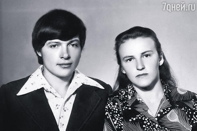 У родителей я была единственным ребенком. У родителей я была единственным ребенком.
