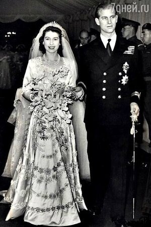 Елизавета II и принц Филипп. 1947 г. Елизавета II и принц Филипп. 1947 г.