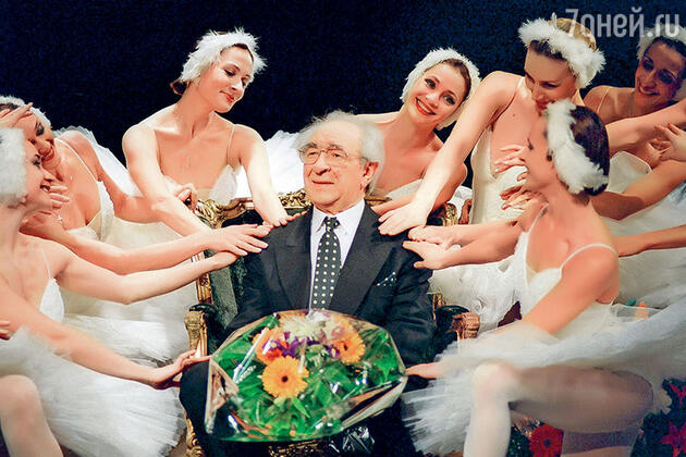 Евгений Лебедев Евгений Лебедев