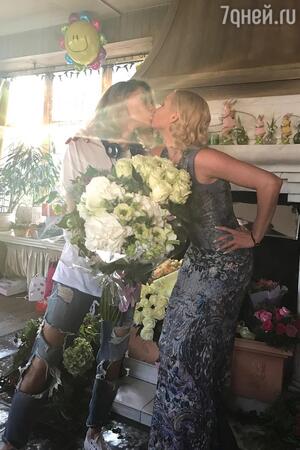 Анастасия Волочкова и Варвара Демидова Анастасия Волочкова и Варвара Демидова