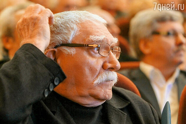 Армен Джигарханян Армен Джигарханян