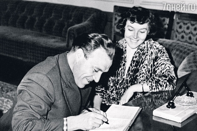 «Родители расписались в 1959 году, когда мама была уже беременна мною» «Родители расписались в 1959 году, когда мама была уже беременна мною»