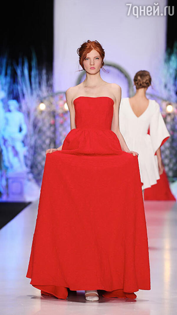   Yulia Prokhorova by Beloe Zoloto   Mercedes-Benz Fashion Week 