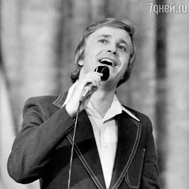 Евгений Мартынов Евгений Мартынов