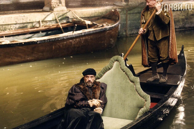 Кадр из фильма «Венецианский купец». 2004 год Кадр из фильма «Венецианский купец». 2004 год