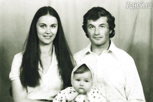 Отца своего я не помню. Родители разошлись, когда мне было два года Отца своего я не помню. Родители разошлись, когда мне было два года