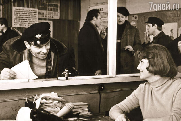 С георгием Жженовым в фильме «Ошибка резидента», 1968 год С георгием Жженовым в фильме «Ошибка резидента», 1968 год
