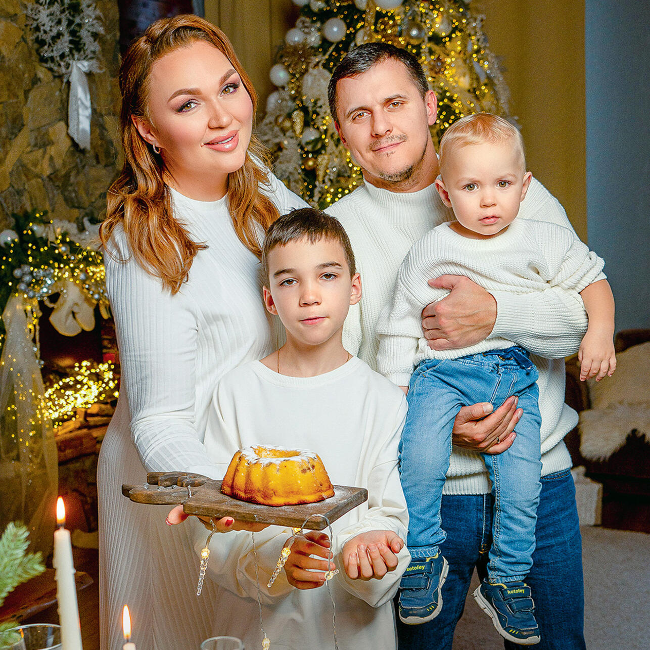 Надежда Ангарская с мужем и сыновьями