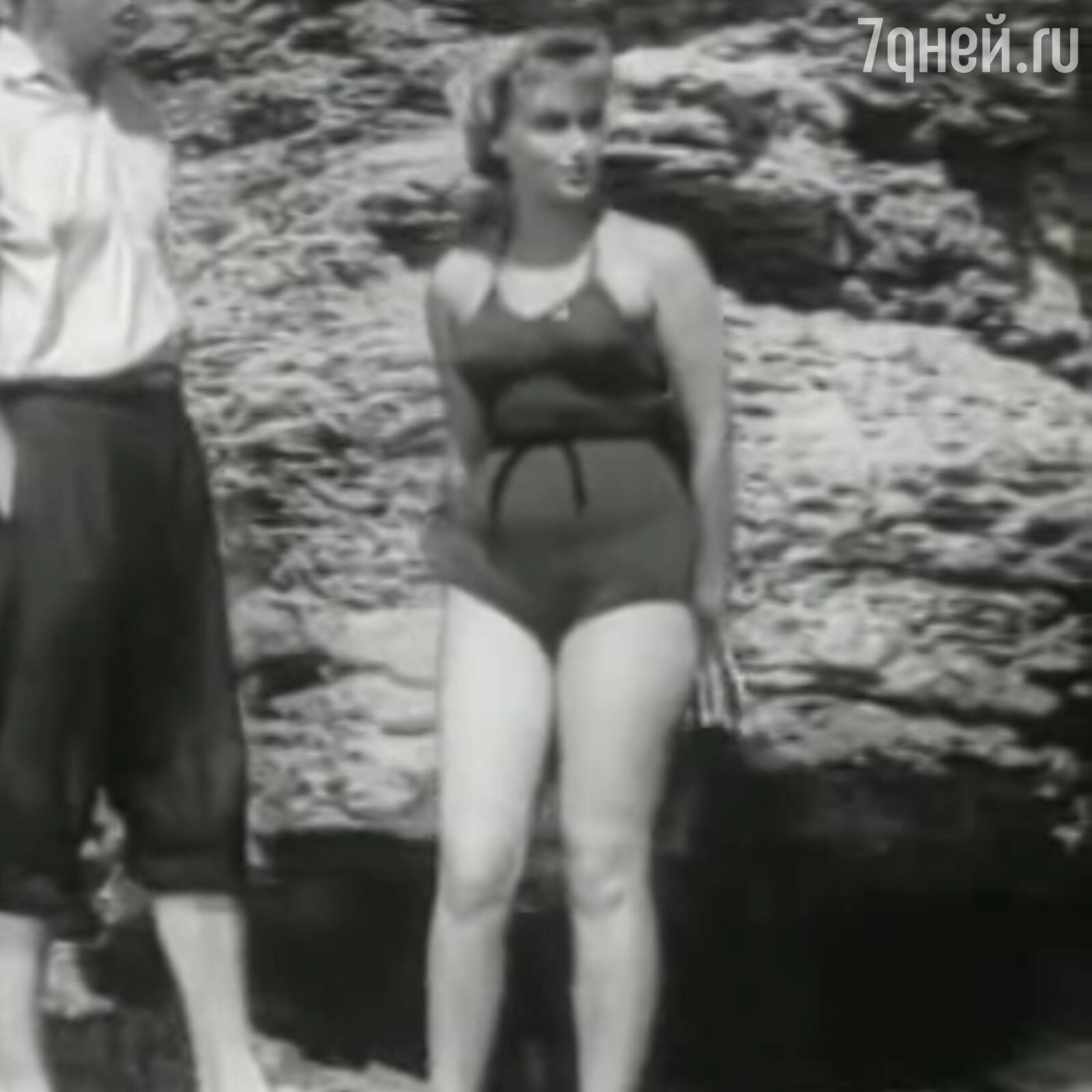 Гурченко Людмила в молодости в купальнике