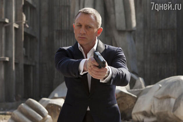 Дэниел Крейг стал шестым Бондом (кадр из нового фильма «007: Координаты «Скайфолл») Дэниел Крейг стал шестым Бондом (кадр из нового фильма «007: Координаты «Скайфолл»)