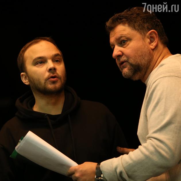 Андрей Чадов и Александр Самойленко на репетиции спектакля "Еврейское счастье" Андрей Чадов и Александр Самойленко на репетиции спектакля "Еврейское счастье"