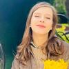 «Галина Сергеевна, ты ли это?» Поклонники едва узнали беременную Лизу Арзамасову «Галина Сергеевна, ты ли это?» Поклонники едва узнали беременную Лизу Арзамасову