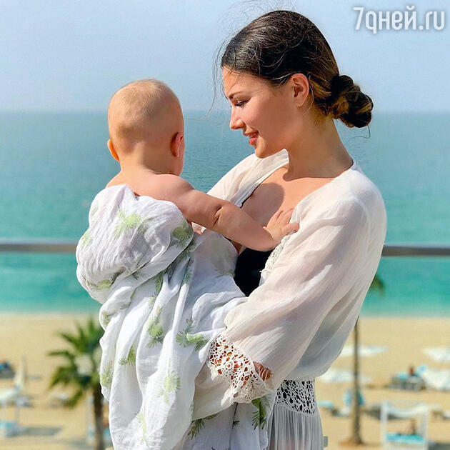 Ольга Ушакова с дочкой Марусей Ольга Ушакова с дочкой Марусей