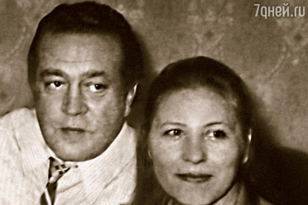 Я с третьим мужем Нонны Владимиром Сошальским. С ним они тоже не сошлись характерами Я с третьим мужем Нонны Владимиром Сошальским. С ним они тоже не сошлись характерами