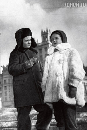 «Школа вызывала у меня отвращение. Как же я была счастлива, когда меня, первоклашку, выбрали сниматься в картине «Алеша Птицын вырабатывает характер» «Школа вызывала у меня отвращение. Как же я была счастлива, когда меня, первоклашку, выбрали сниматься в картине «Алеша Птицын вырабатывает характер»