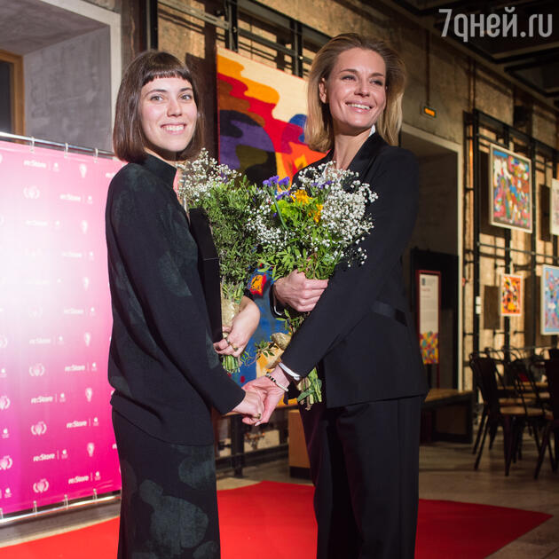 Любовь Толкалина и Наталья Кончаловская Любовь Толкалина и Наталья Кончаловская