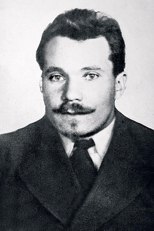 Отец Ольги Аросевой