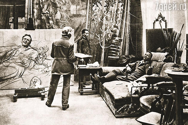 И. Репин, близкий друг А. Куинджи, пишет портрет Ф. Шаляпина, 1914 г. И. Репин, близкий друг А. Куинджи, пишет портрет Ф. Шаляпина, 1914 г.