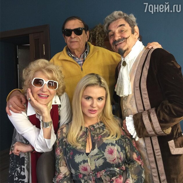 Совсем скоро у Анны съёмки в «Гаржемаринах». Совсем скоро у Анны съёмки в «Гаржемаринах».