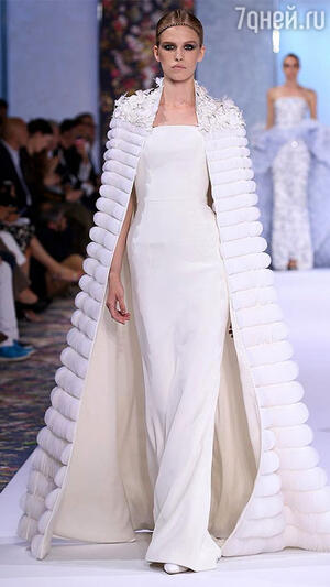 На показе Ralph & Russo Haute Couture в Париже На показе Ralph & Russo Haute Couture в Париже