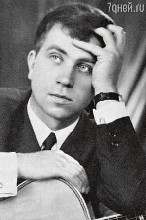 Олег Белов познакомился с Демьяненко еще в студенчестве. 1969 г. Олег Белов познакомился с Демьяненко еще в студенчестве. 1969 г.