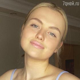 Катя Елисеева Катя Елисеева