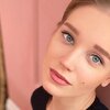 «Стала понятна причина развода»: фанатов потряс вид Асмус без макияжа «Стала понятна причина развода»: фанатов потряс вид Асмус без макияжа