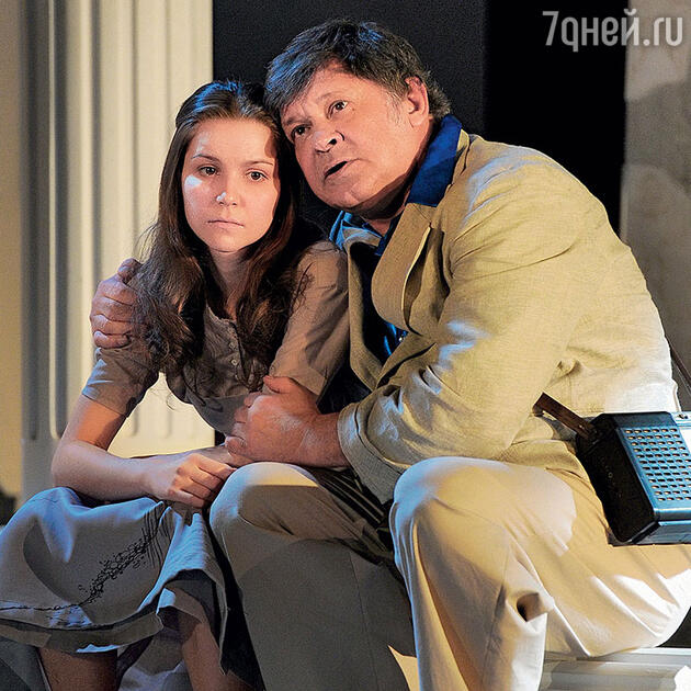 Петр Смидович в спектакле «Моя Марусечка» Петр Смидович в спектакле «Моя Марусечка»