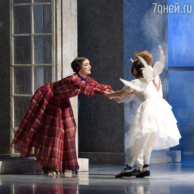 Сцена из балета «Le Pari» Сцена из балета «Le Pari»