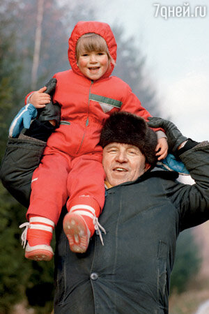 Лиза с дедом Лиза с дедом
