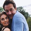 «Ручной муж!» Савельева с супругом показали страсть на публике «Ручной муж!» Савельева с супругом показали страсть на публике