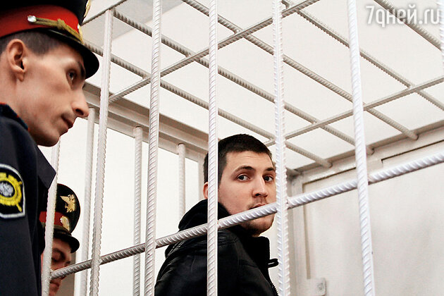 Стрелявший в меня Ивченко держался уверенно, даже нагловато Стрелявший в меня Ивченко держался уверенно, даже нагловато