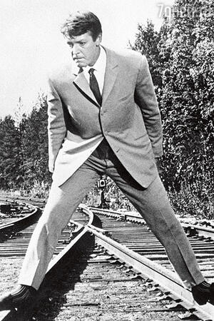 Кадр из фильма «Его звали Роберт». 1967 г. Кадр из фильма «Его звали Роберт». 1967 г.
