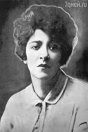 «В молодости Раневская была хорошенькой, на нее многие засматривались». 1929 г. «В молодости Раневская была хорошенькой, на нее многие засматривались». 1929 г.