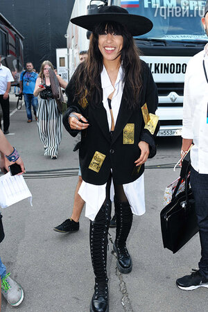 Лорин (Loreen) Лорин (Loreen)