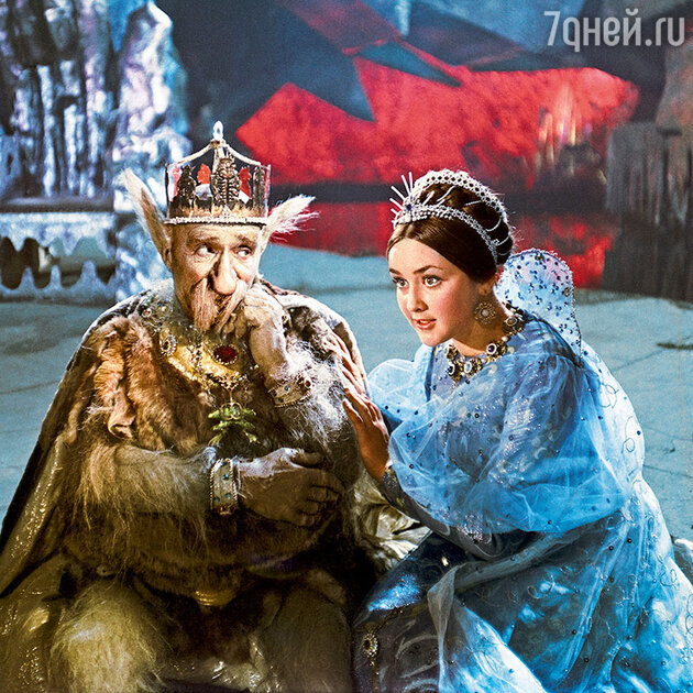 Георгий Милляр и Татьяна Клюева в фильме «Варвара-краса длинная коса» Георгий Милляр и Татьяна Клюева в фильме «Варвара-краса длинная коса»