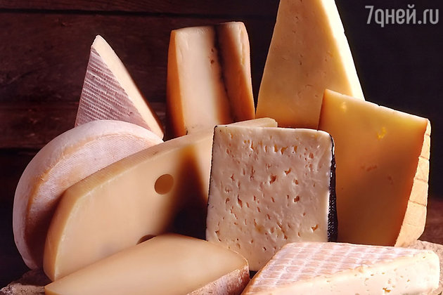 Сардская кухня - это натуральные продукты, выращенные и произведенные на острове: разнообразные морепродукты, сыры, хрустящий лаваш, посыпанный розмарином, овощи, фрукты. Сардская кухня - это натуральные продукты, выращенные и произведенные на острове: разнообразные морепродукты, сыры, хрустящий лаваш, посыпанный розмарином, овощи, фрукты.