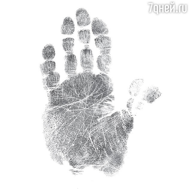 3 3